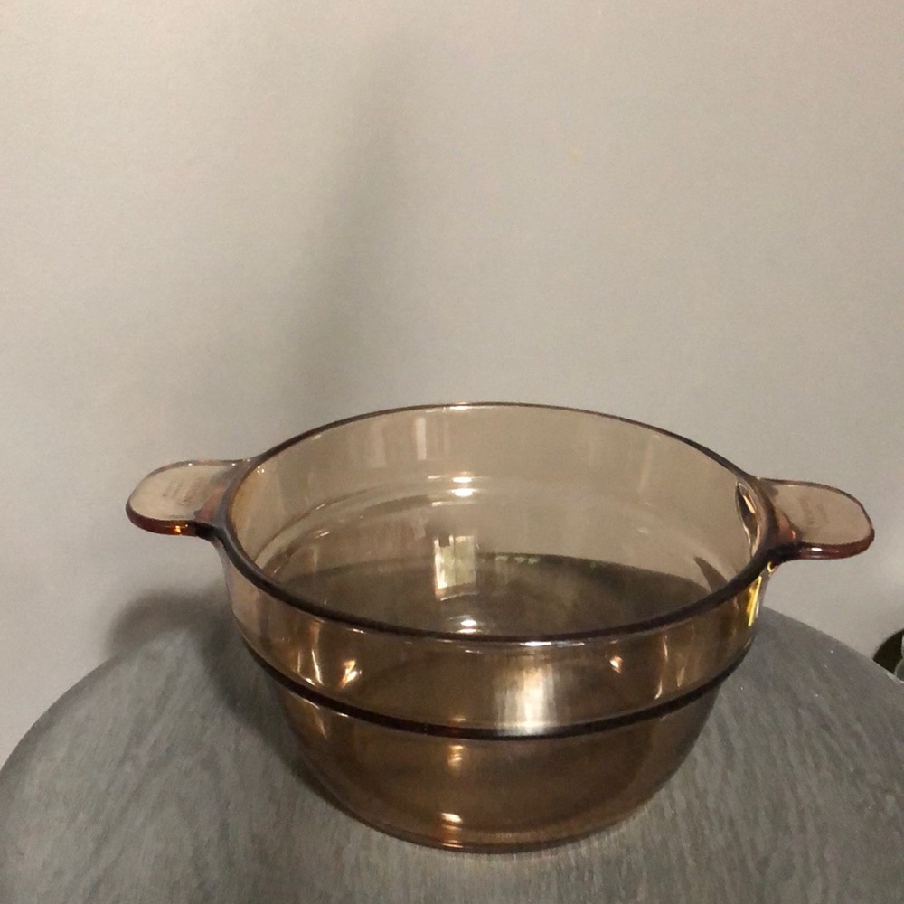 Amber Vintage visions France stock pot Corning ware